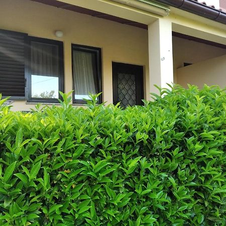 N2 Apartment พูลา ภายนอก รูปภาพ